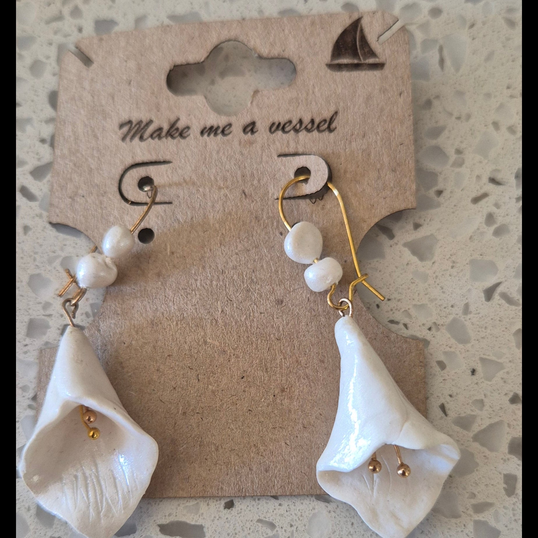 Wedding range flower petals golden details